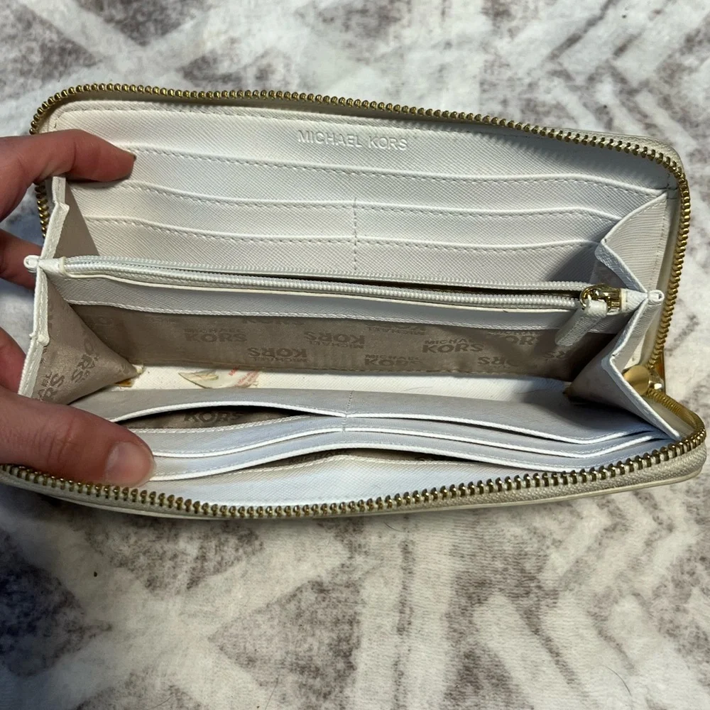 SOLD - Picture 3 of 3